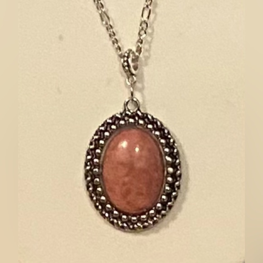 NEW Genuine Rhodonite crystal necklace